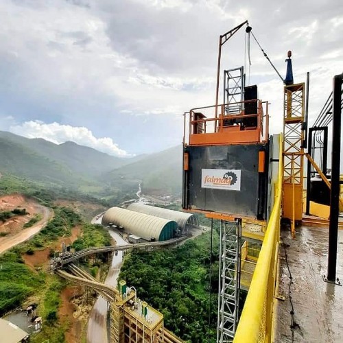 Elevador Cremalheira