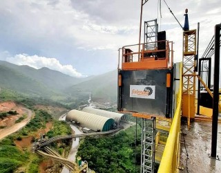 Serviços svg+xml,%3Csvg%20xmlns%3D%22http%3A%2F%2Fwww.w3 - Serviços