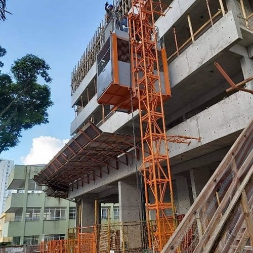 Elevador Cremalheira